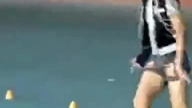 溜冰女王溜冰动作配合音乐